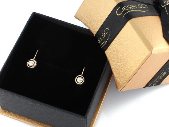 Złote kolczyki angielskie zapięcie z cyrkoniami