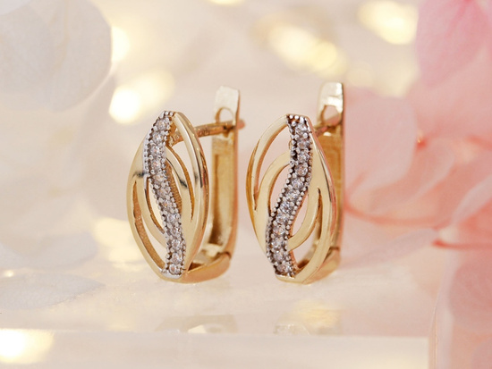 Złote kolczyki wygodne zapięcie delikatne z cyrkoniami