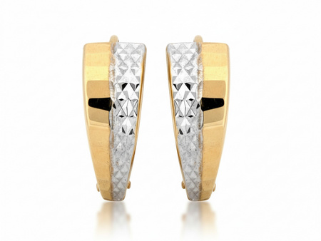 Złote kolczyki przy uchu angielskie zapięcie