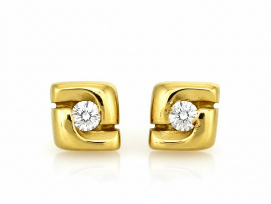 Delikatne złote kolczyki z cyrkonią
