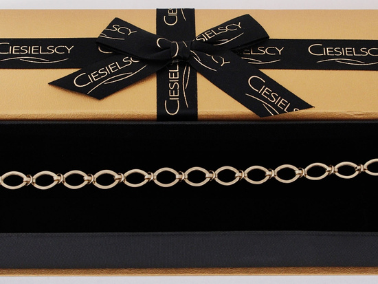 Bransoletka złota modna na czasie z dużych ogniw