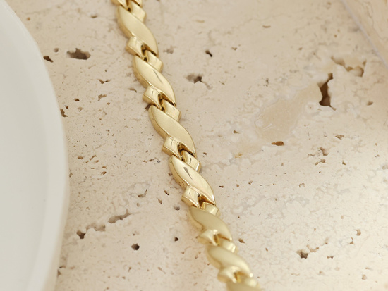 Bransoletka złota stampato z satynowanymi elementami