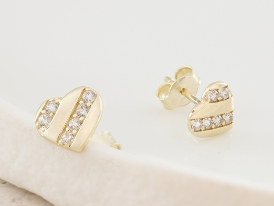 Cudowne złote kolczyki serca