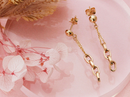 Złote kolczyki długie wiszące na sztyfcie z dużymi ogniwami