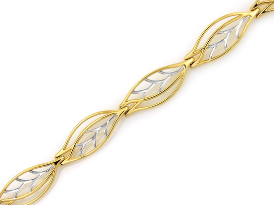 Subtelna złota bransoletka dla kobiety